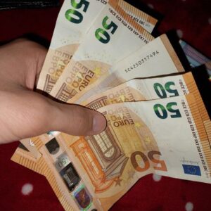 counterfeit money Euro banknotes for delivery in Iraq